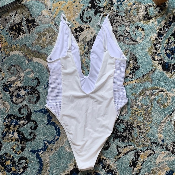 Tobi women’s deep v neck mesh one piece suit - Picture 4 of 8